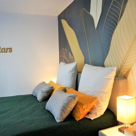 Mein Apartment, Stars Mit Balkon Und Klima Fuer Bis Zu 4 Personen Frankenthal  Luaran gambar