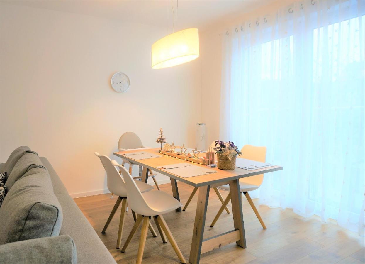 Mein Apartment, Stars Mit Balkon Und Klima Fuer Bis Zu 4 Personen Frankenthal  Luaran gambar