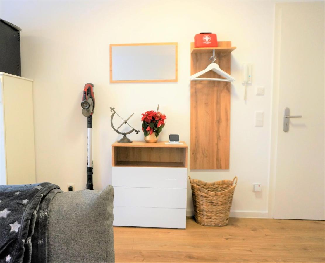 Mein Apartment, Stars Mit Balkon Und Klima Fuer Bis Zu 4 Personen Frankenthal  Luaran gambar
