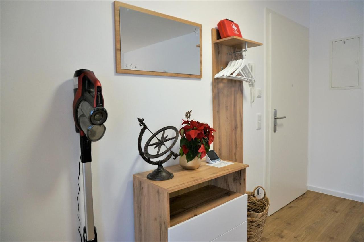 Mein Apartment, Stars Mit Balkon Und Klima Fuer Bis Zu 4 Personen Frankenthal  Luaran gambar