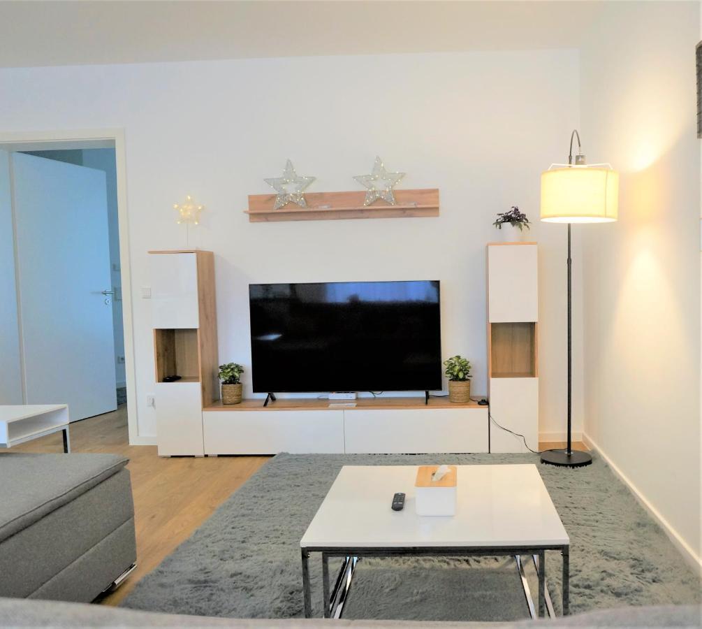 Mein Apartment, Stars Mit Balkon Und Klima Fuer Bis Zu 4 Personen Frankenthal  Luaran gambar