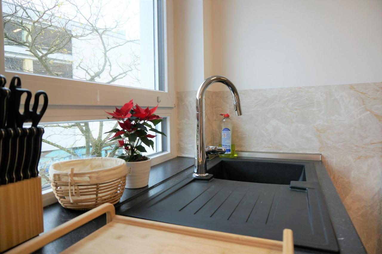 Mein Apartment, Stars Mit Balkon Und Klima Fuer Bis Zu 4 Personen Frankenthal  Luaran gambar
